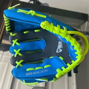 Boys left handed baseball glove